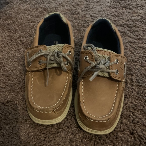 Boys Sperrys - Picture 1 of 3